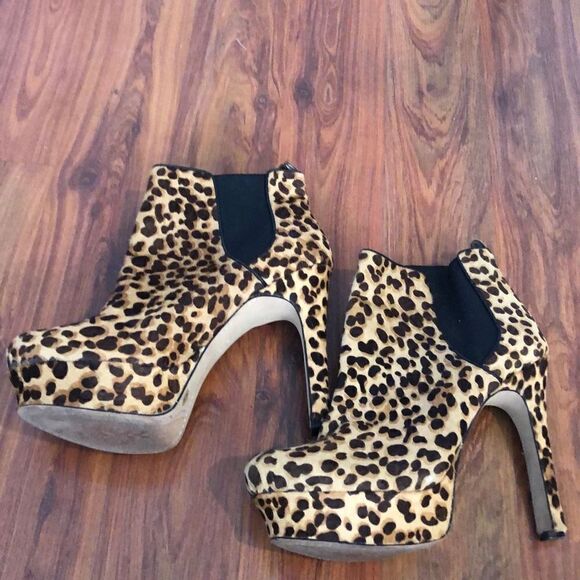 Vince Camuto Leopard platform booties, high heel size 9 fur - Picture 3 of 6